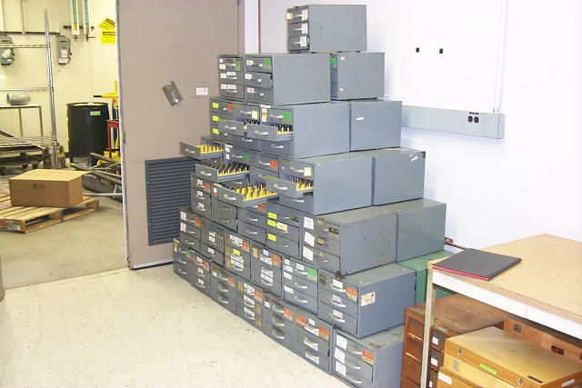 Very Large Assortment of Gauging &amp; Measuring Equipment, Machine ID: 5309